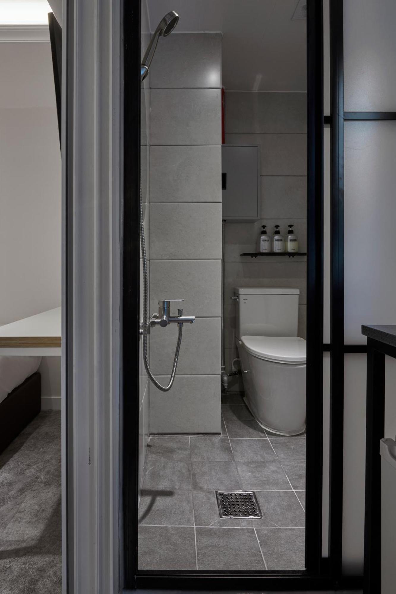 Eight Rest Hostel Myeongdong Seoul Exterior photo