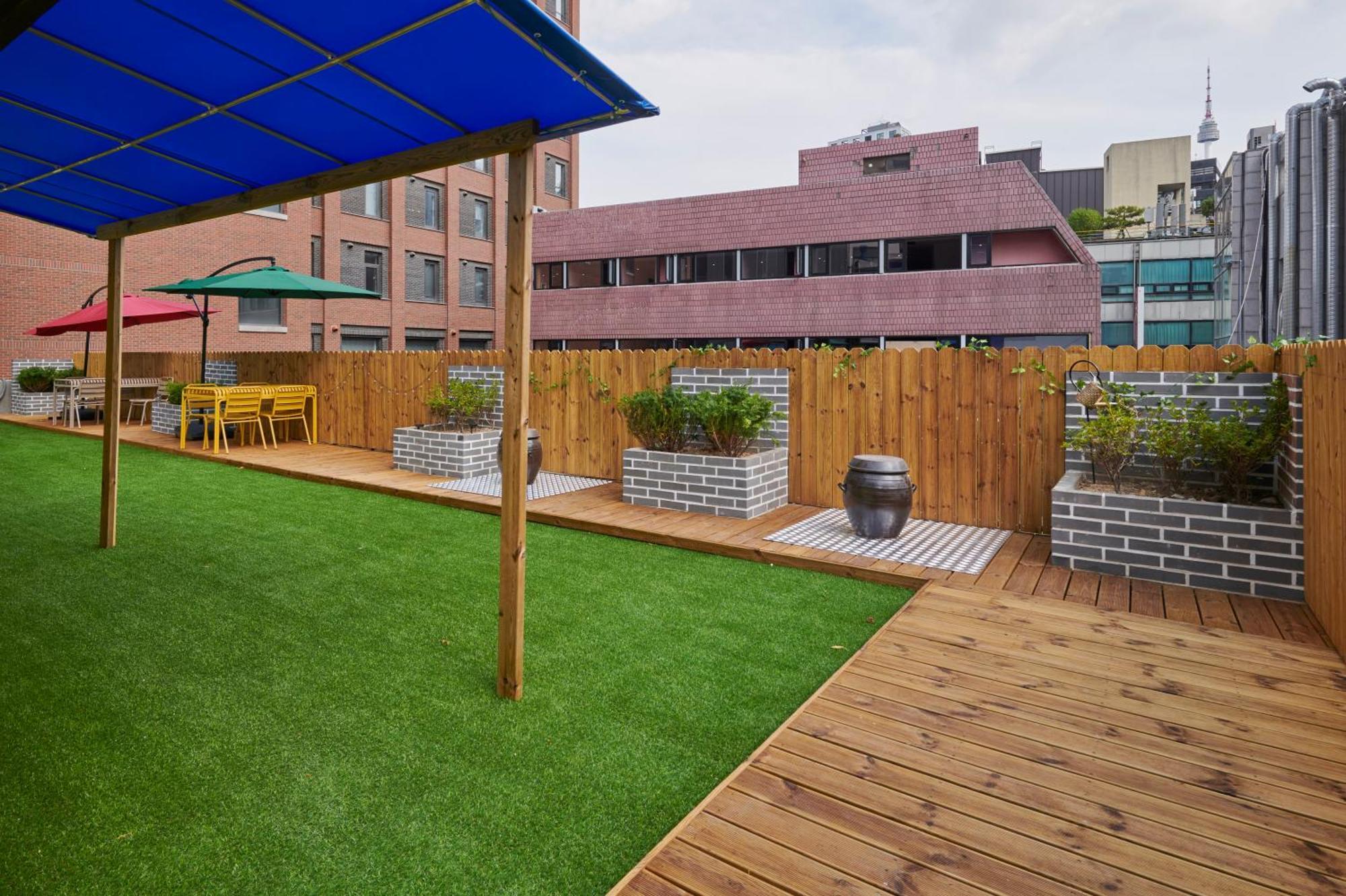 Eight Rest Hostel Myeongdong Seoul Exterior photo